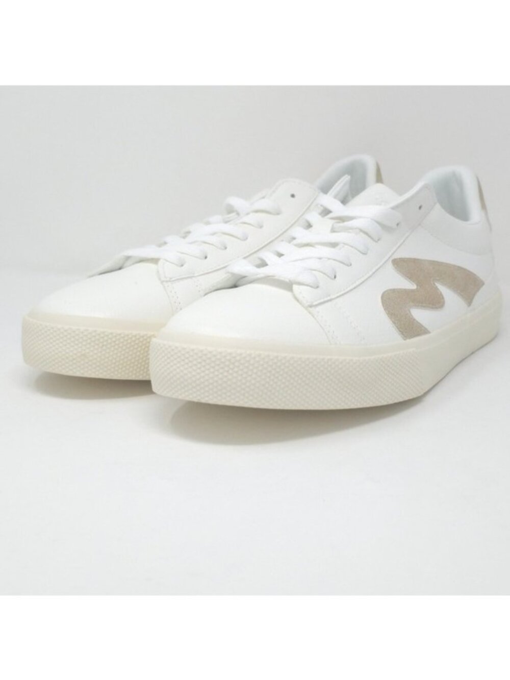 Blowfish Malibu Women's Vice Sneaker, White Ella/Gold Voyager